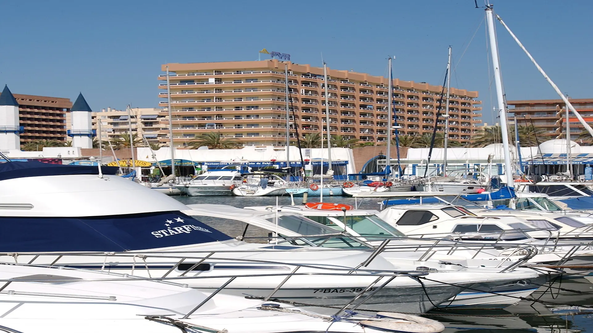 Hotel Apartamentos Pyr Fuengirola