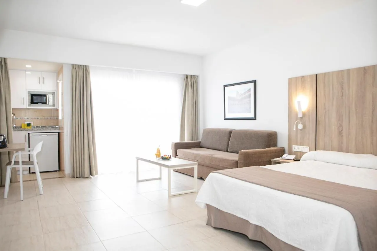 Hotel Apartamentos Pyr Fuengirola 3*,