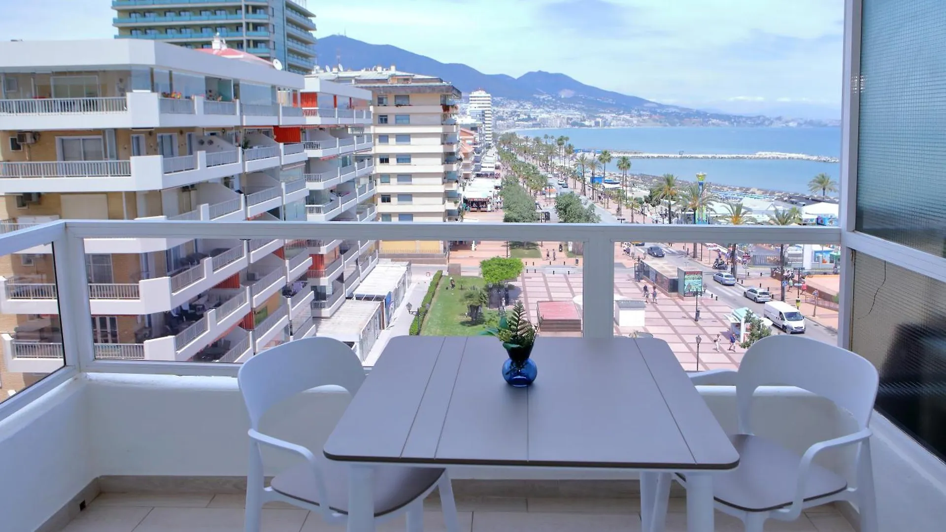 Hotel Apartamentos Pyr Fuengirola 3*,