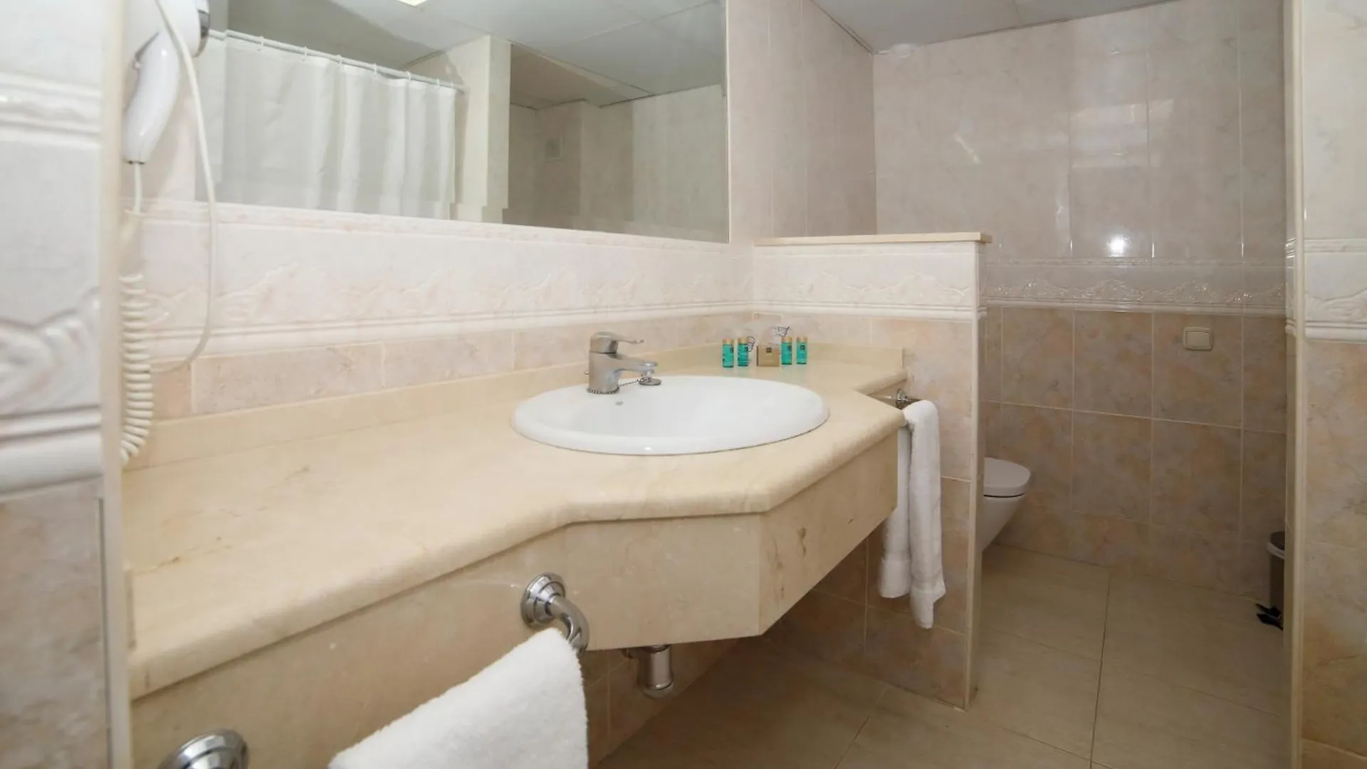 *** Lägenhetshotell Hotel Apartamentos Pyr Fuengirola Spanien