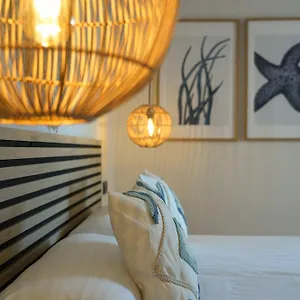 https://apartamentos-ses-veles.balearic-islands.net