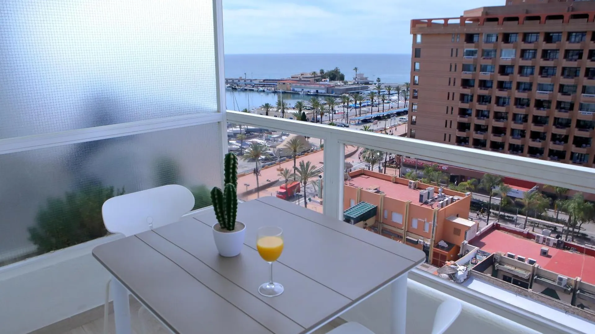Hotel Apartamentos Pyr Fuengirola