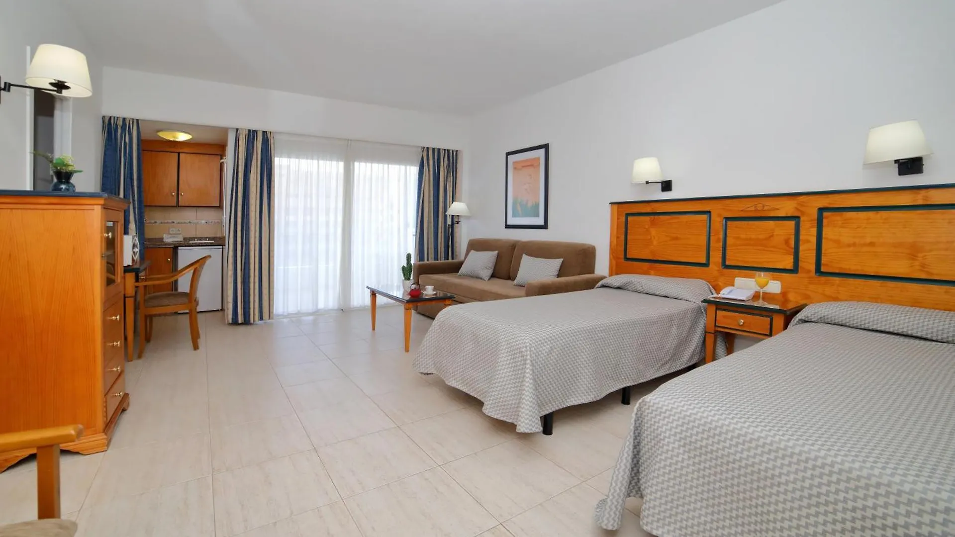 Aparthotel Hotel Apartamentos Pyr Fuengirola